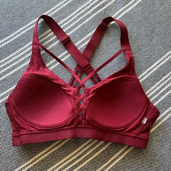 Victoria Secret Sports Bra - Picture 5 of 6